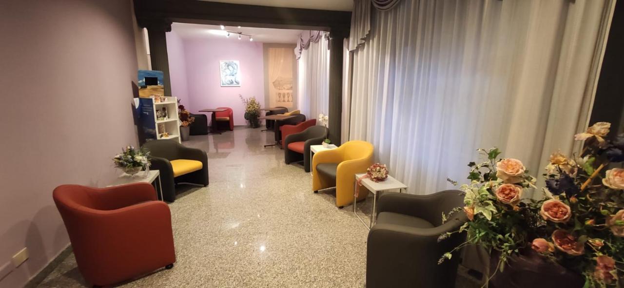Hotel Lory My Wellness Spa Chianciano Terme Exteriör bild
