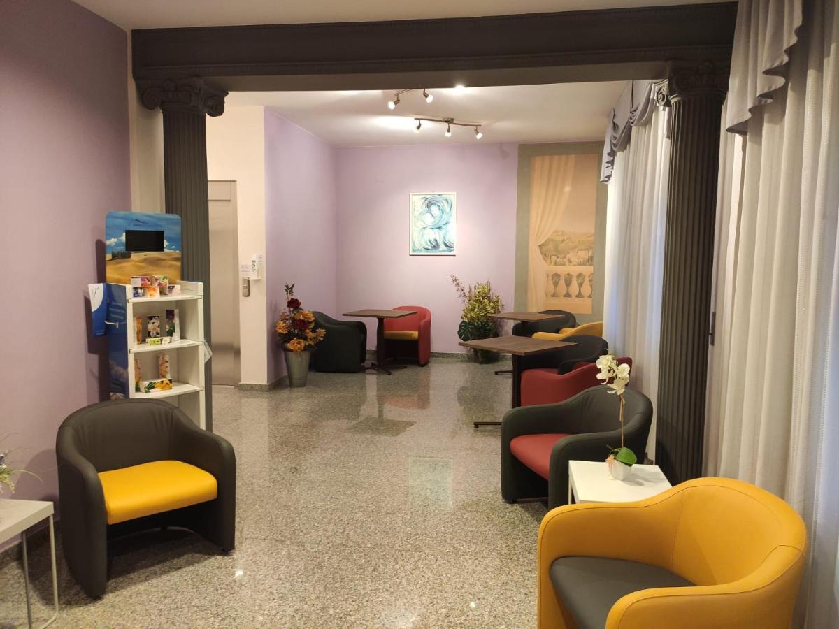 Hotel Lory My Wellness Spa Chianciano Terme Exteriör bild