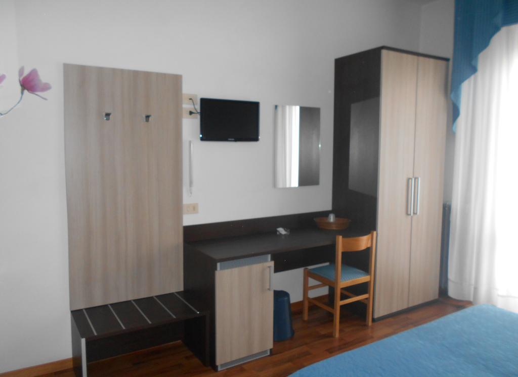 Hotel Lory My Wellness Spa Chianciano Terme Exteriör bild
