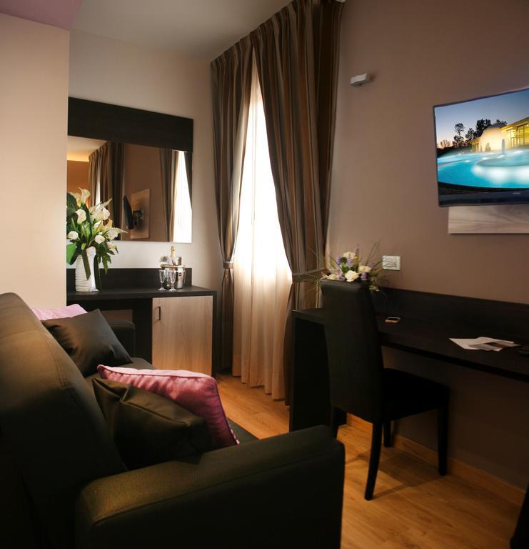 Hotel Lory My Wellness Spa Chianciano Terme Exteriör bild