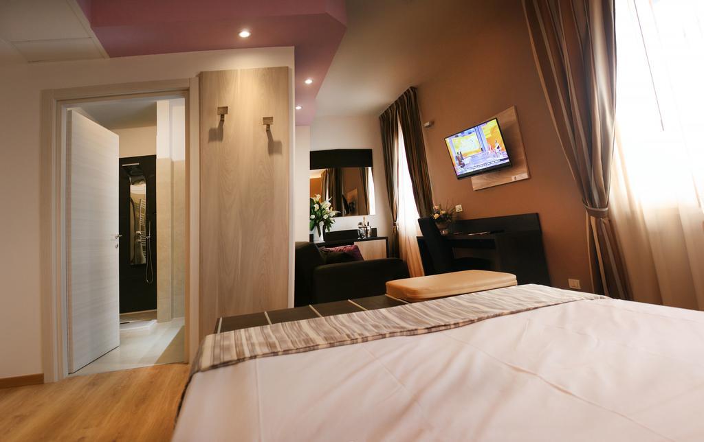 Hotel Lory My Wellness Spa Chianciano Terme Exteriör bild