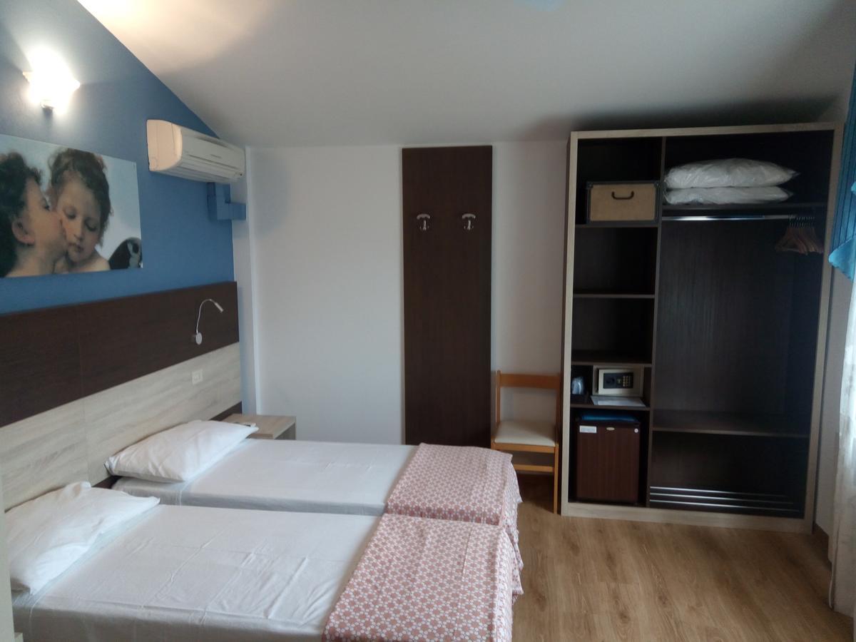 Hotel Lory My Wellness Spa Chianciano Terme Exteriör bild