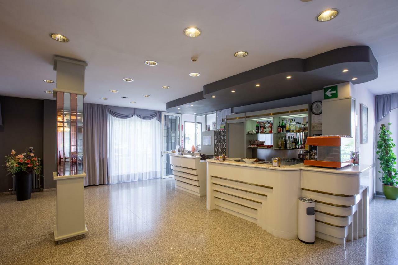 Hotel Lory My Wellness Spa Chianciano Terme Exteriör bild
